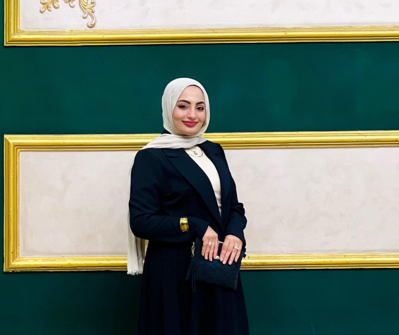 Miss/ Menna Negm